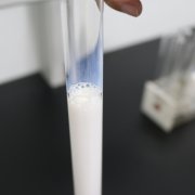 丙烯酸酯共聚乳液水性涂料增稠剂的研制